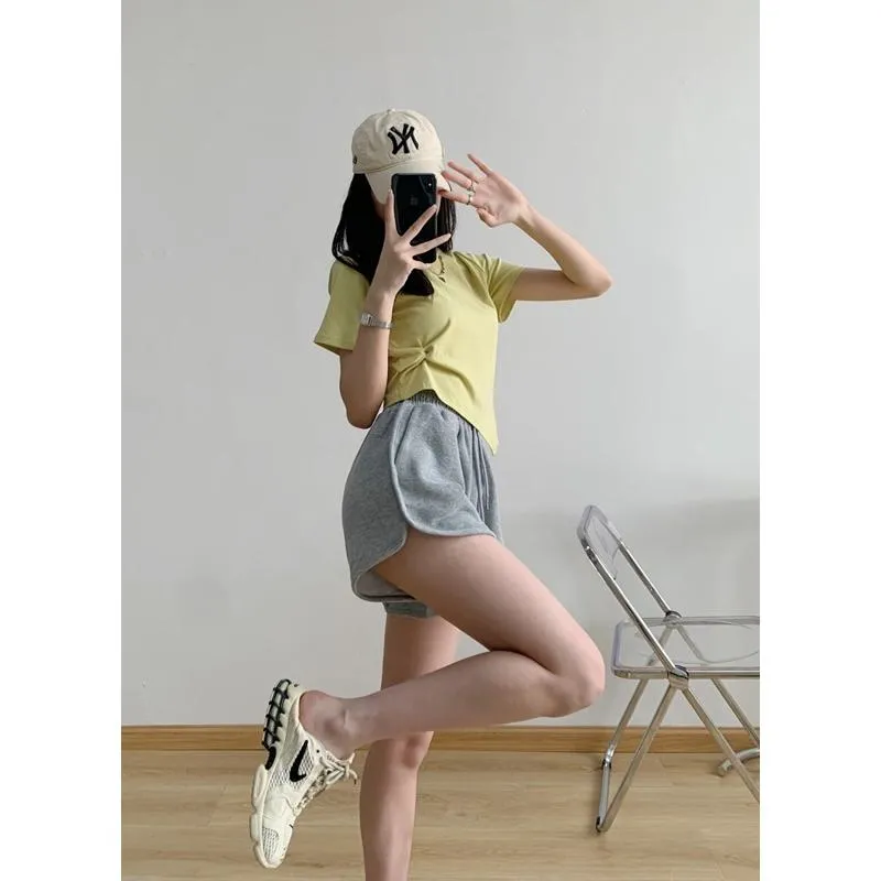 Casual Versatile Loose Fit Sports Slimming High-Waisted Shorts