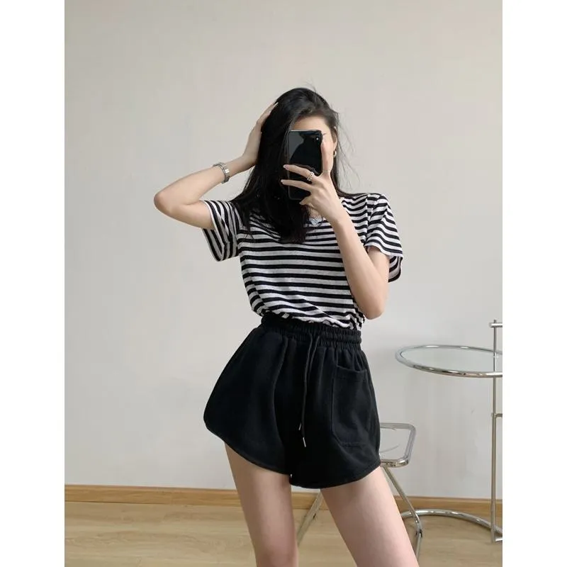 Casual Versatile Loose Fit Sports Slimming High-Waisted Shorts