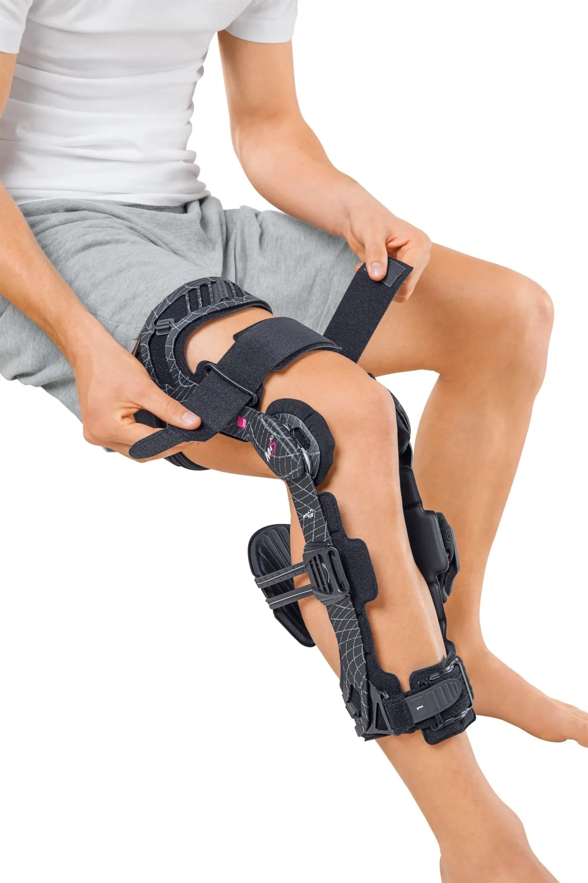 M.4s PCL Dynamic Knee Brace